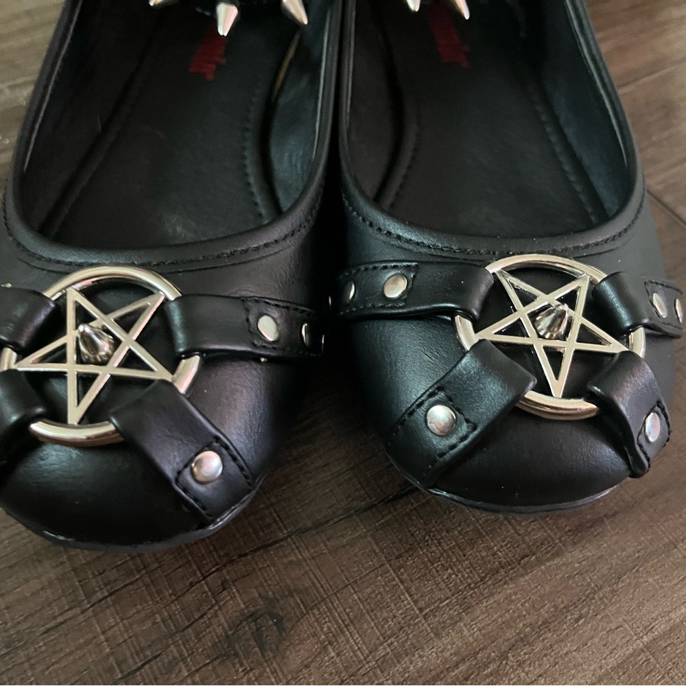 Demonia Black Spiked Flats with Silver Accents - Picture 3 of 4